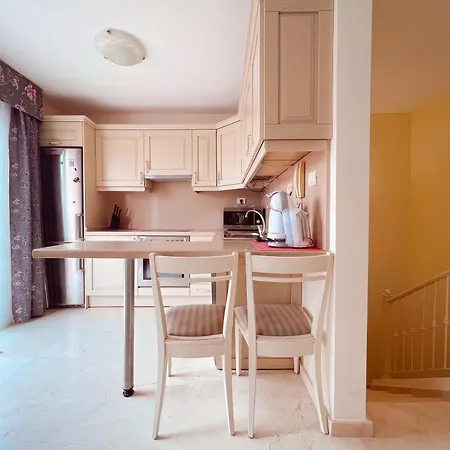 Wonderful Townhouse In Mar, Pool, Free Parking, Ocean! Pm6 *